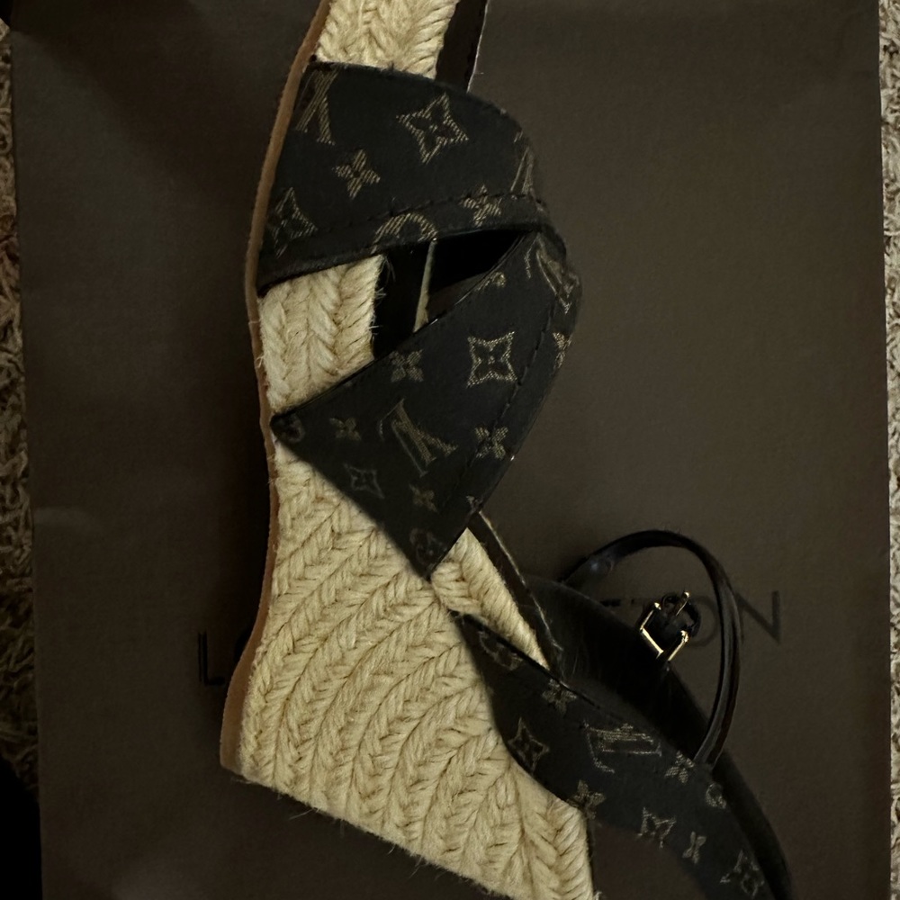 Louis Vuitton brown and nude wedges